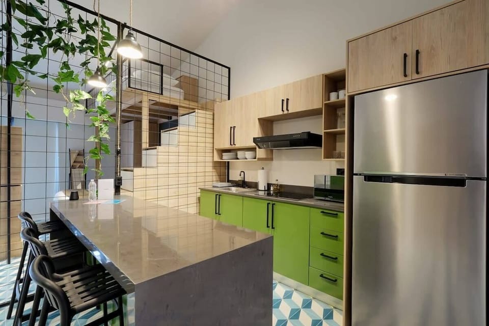 Kitchen bar