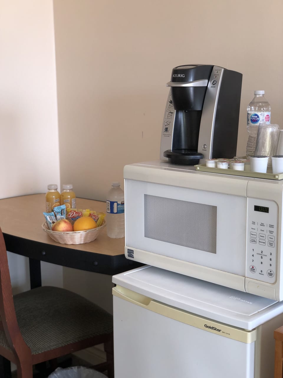 Family Room, Kitchenette | Coffee and/or coffee maker