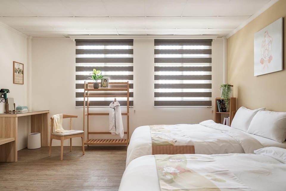 Classic Quadruple Room | Down comforters, free minibar, individually decorated, desk