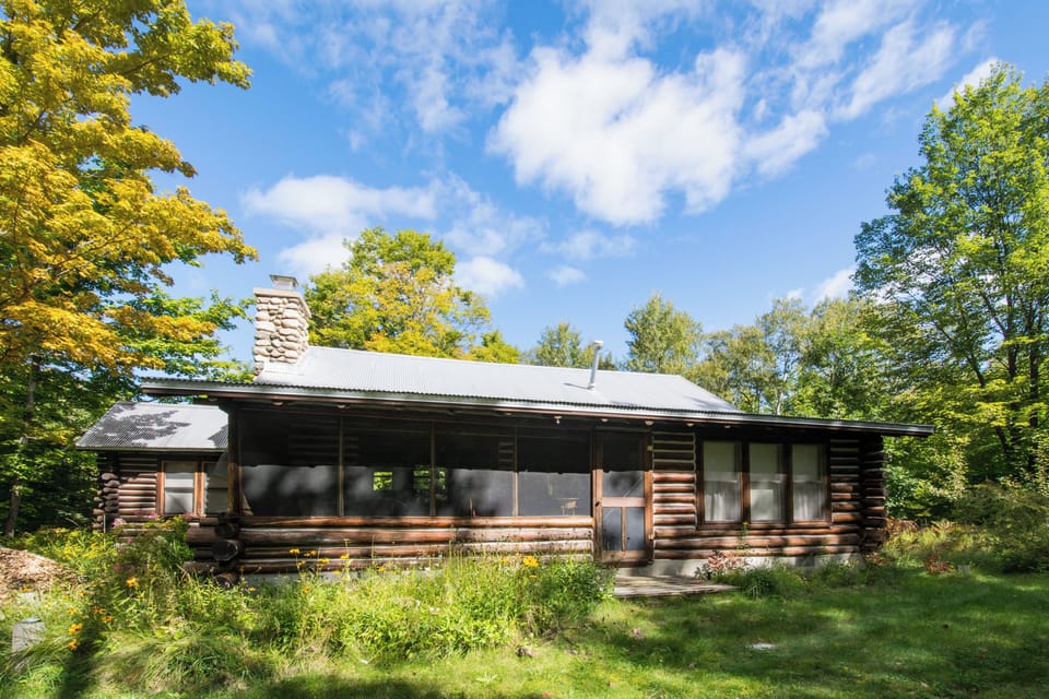 Exterior 
Facing South West