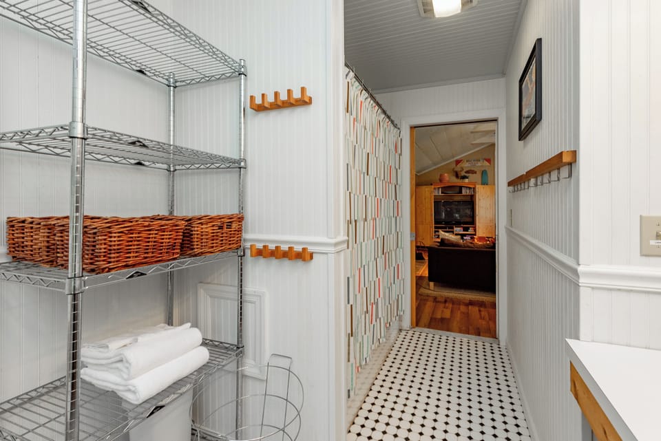 Shared Bath on Main Level