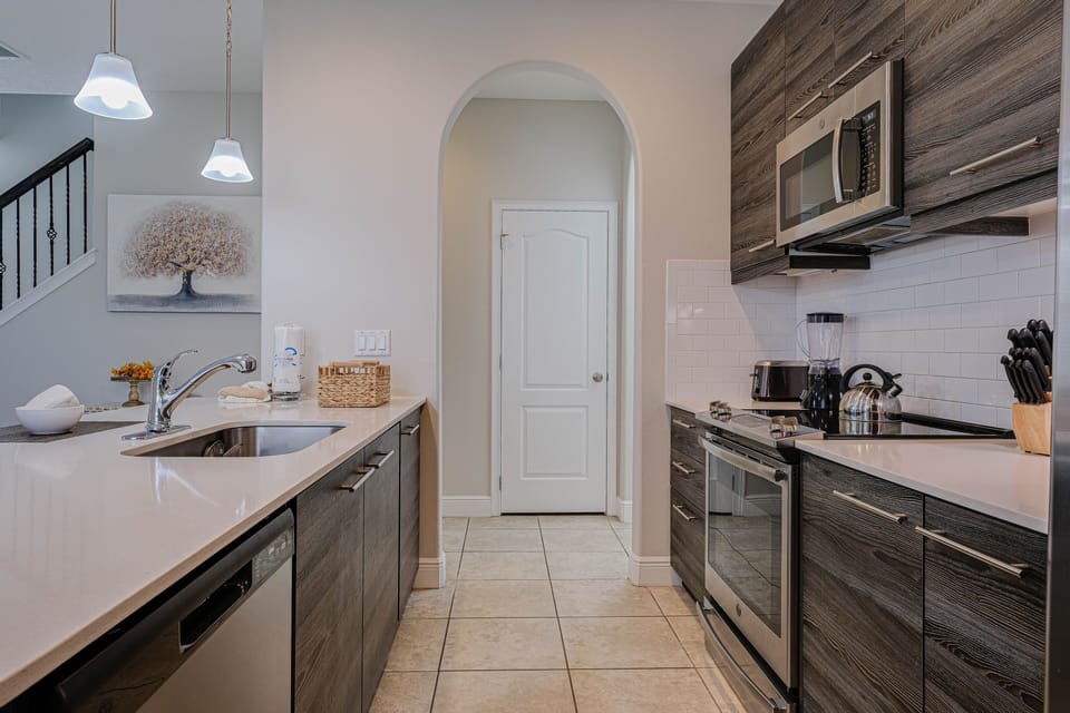 House, 3 Bedrooms | Private kitchen | Coffee/tea maker, fridge, oven, toaster
