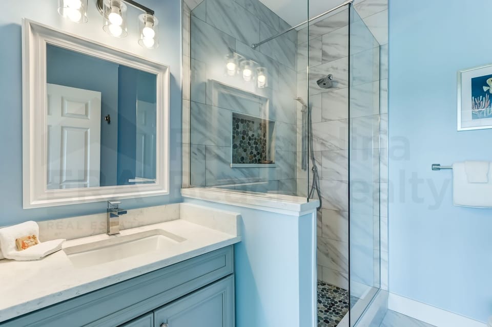 391 S Fletcher Ave C 3 Bedroom Townhouse by RedAwning House in Fernandina Beach