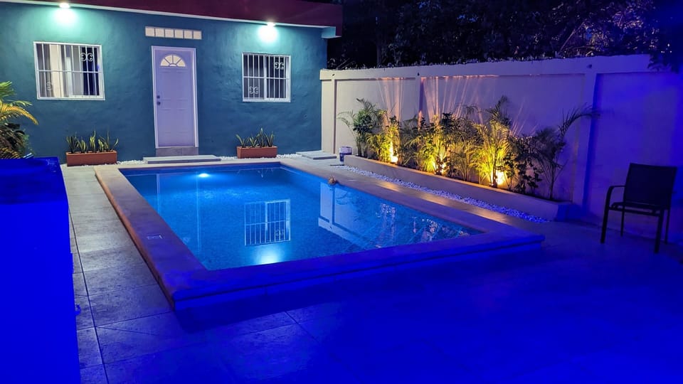 5 ft deep pool 