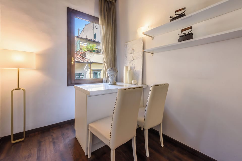 Comfort Apartment | Private kitchen | Mini-fridge, oven, stovetop, dishwasher