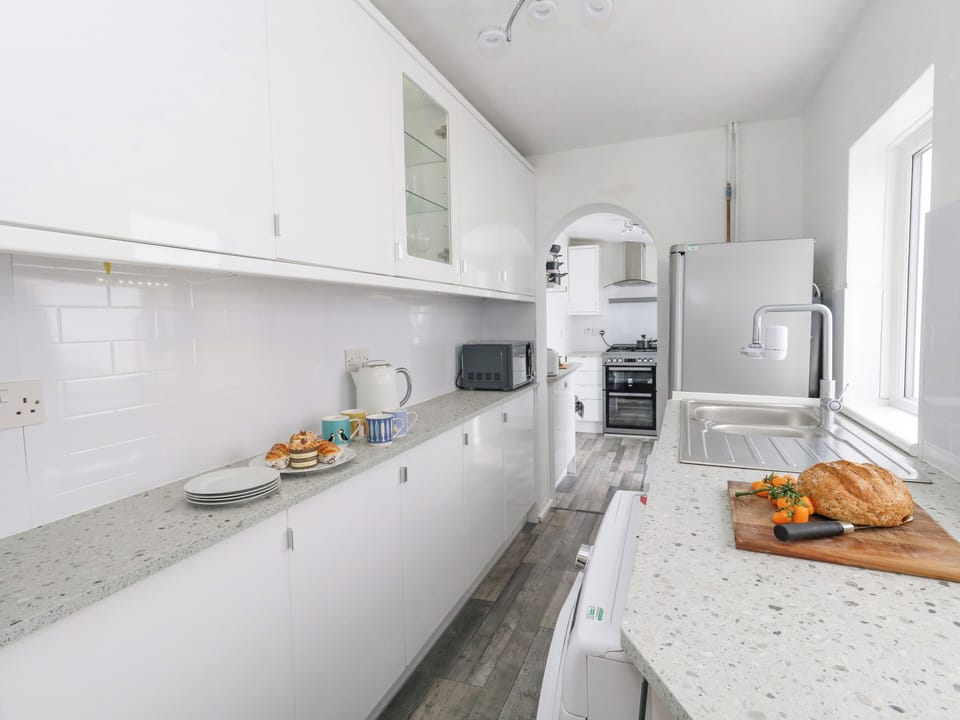Fridge, dishwasher, electric kettle, toaster
