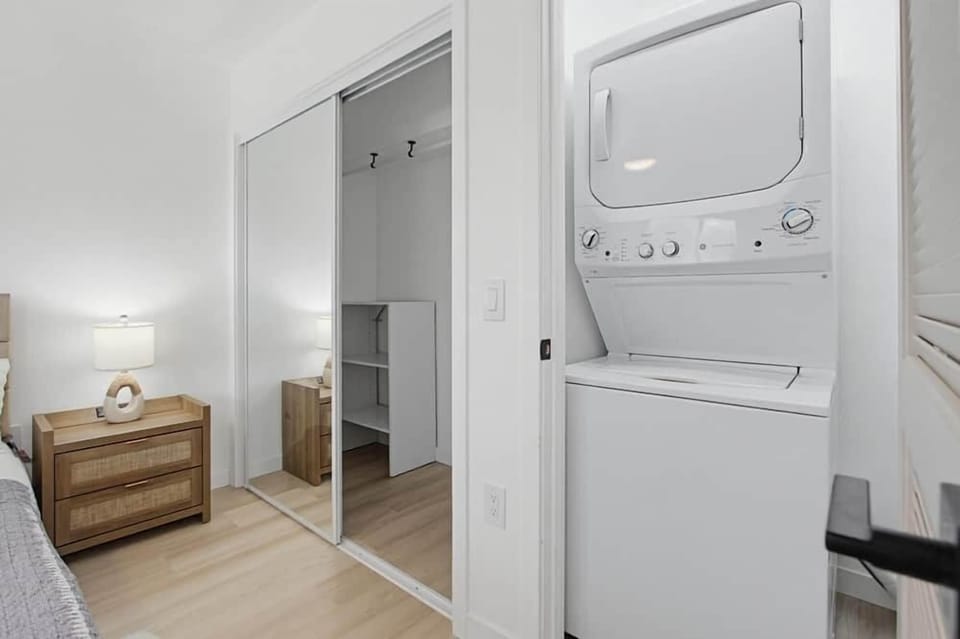 1917 lookout point pl 3 020 web