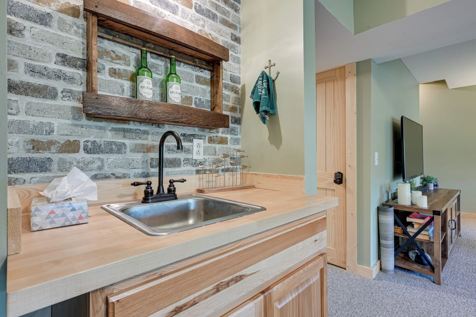 Wet Bar