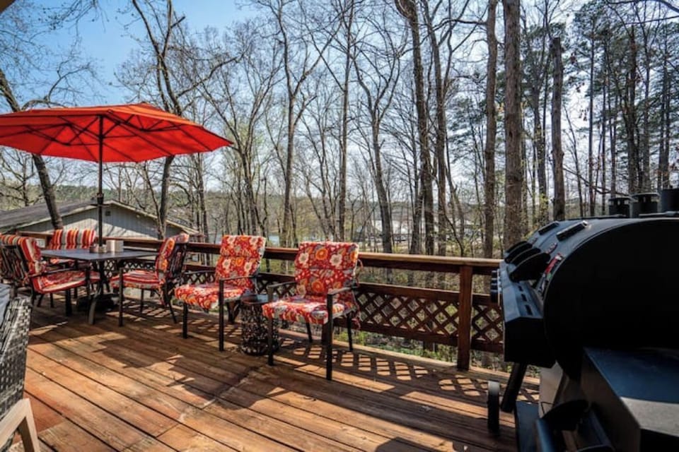 Sitting space on downstairs patio. 