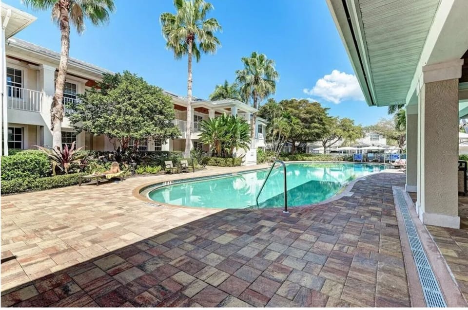 Community Pool. Heated during winter months. 