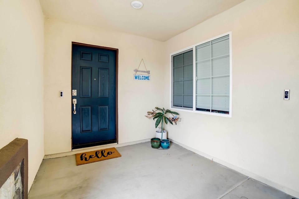 Entrance | Keyless Entry