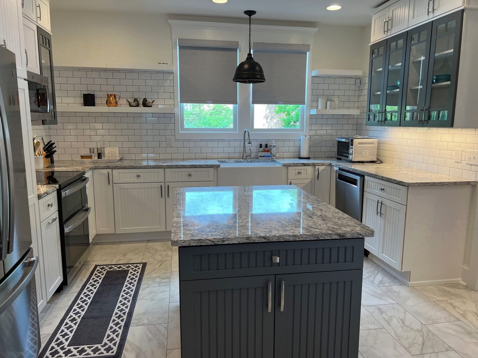 Large kitchen with island. 