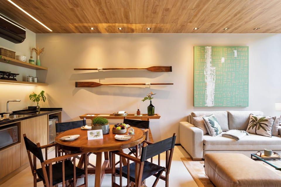 Superior Cottage, 1 Bedroom, Hot Tub, Lake View | Living area | 42-inch Smart TV with cable channels, Netflix, smart speakers