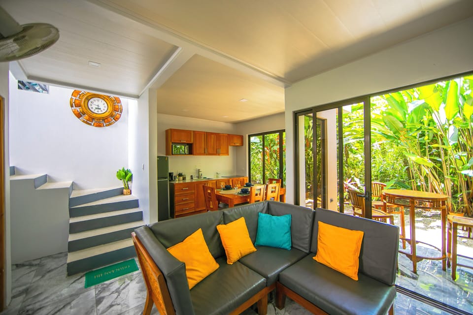 Deluxe Villa | Living area