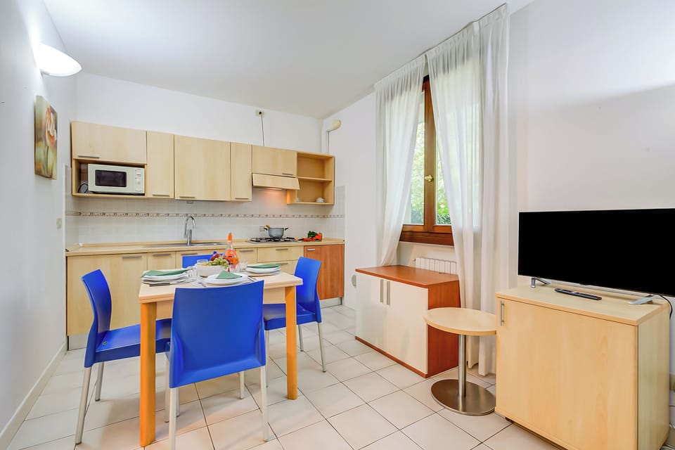 Kitchen and dining area