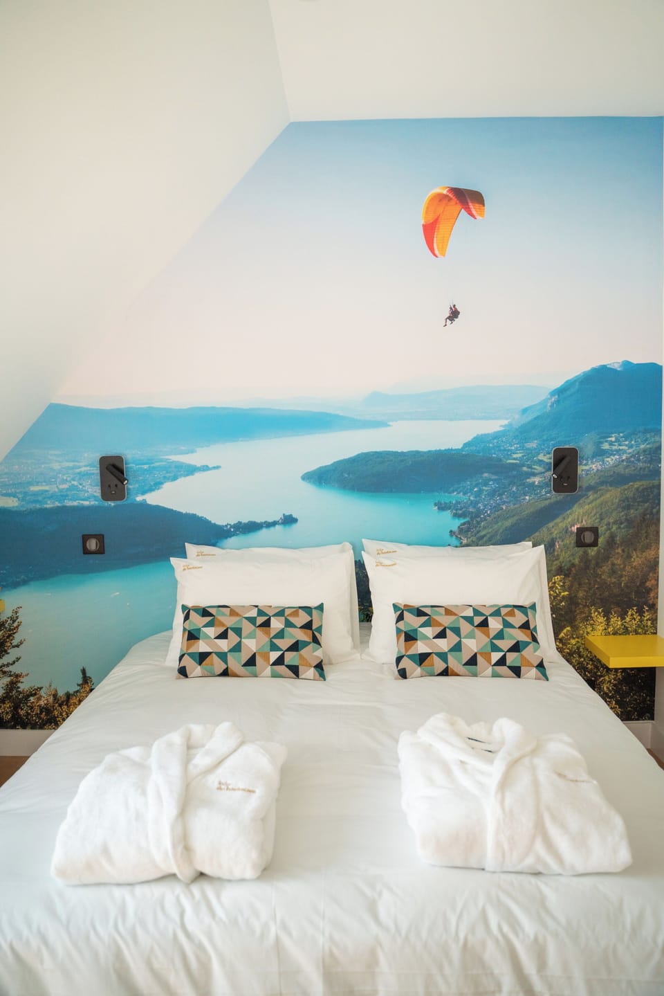 Junior Room, Mountain View | In-room safe, individually decorated, desk, laptop workspace