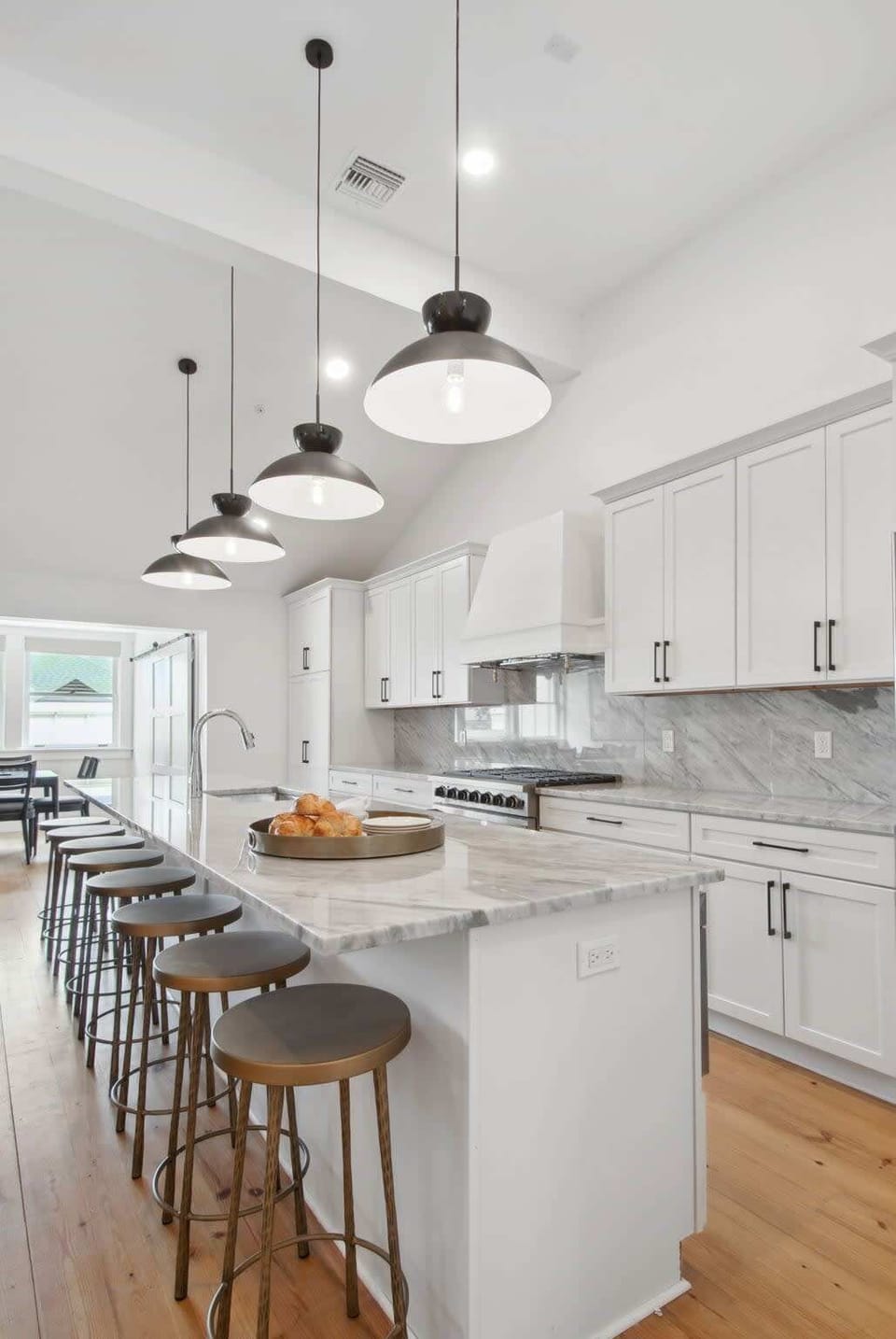 Kitchen | Fully Equipped Kitchen with Essential Cookware | Level 1