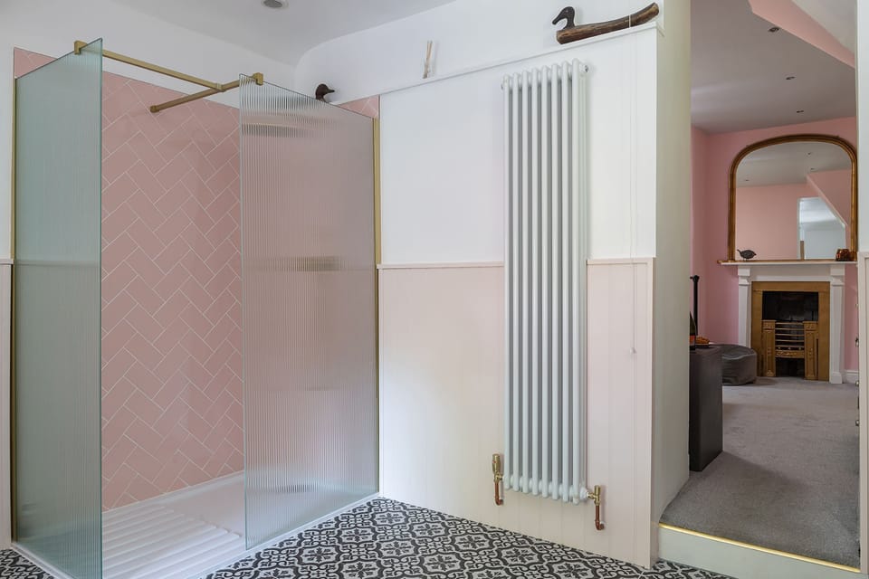 ensuite shower room