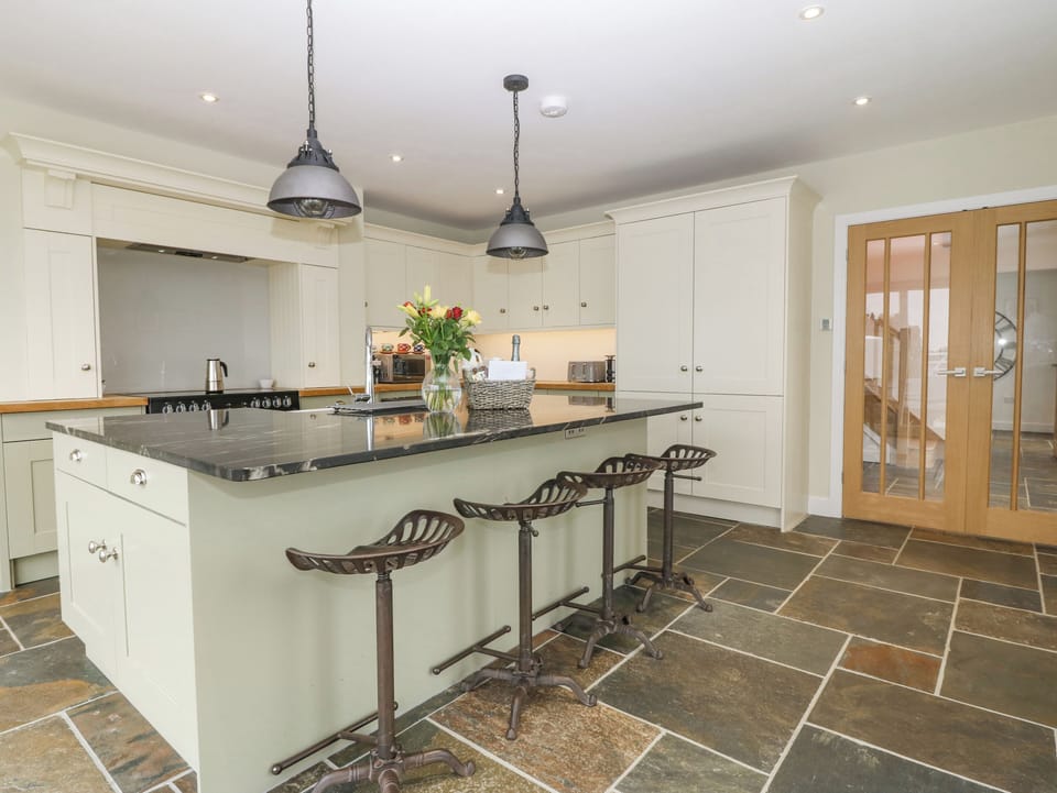 Fridge, dishwasher, electric kettle, toaster