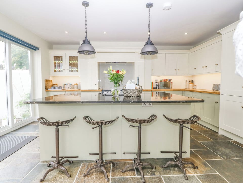 Fridge, dishwasher, electric kettle, toaster