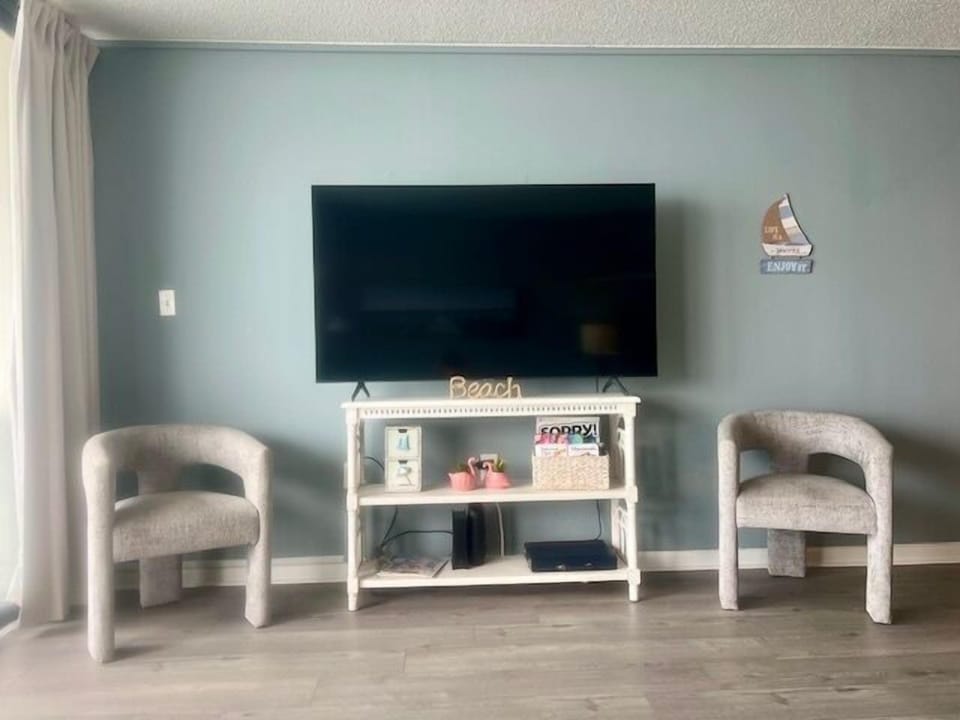 Indoors,Screen,TV,Architecture,Building