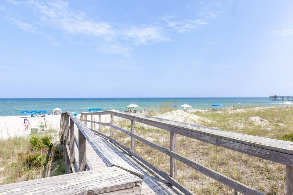 Just a 3 minute walk to the public beach access!