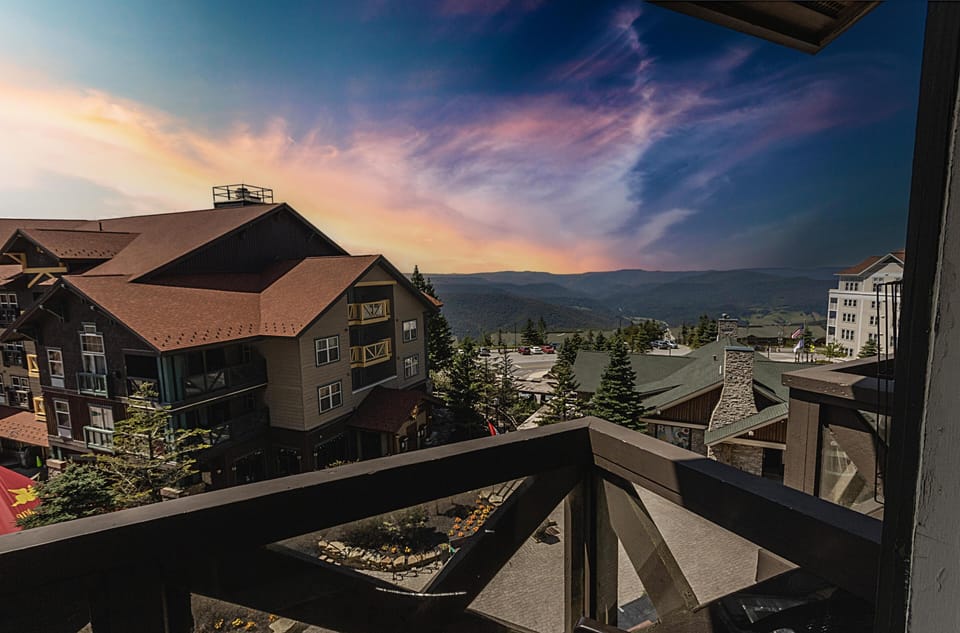 The impressive views of the mountains (with sunset views) from the balcony!