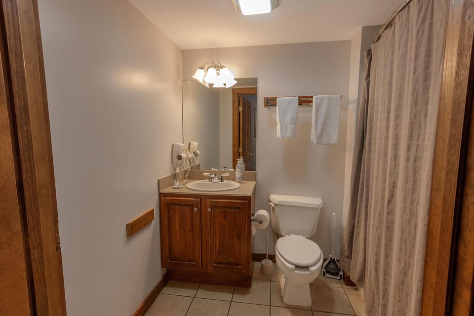 The hall bathroom.