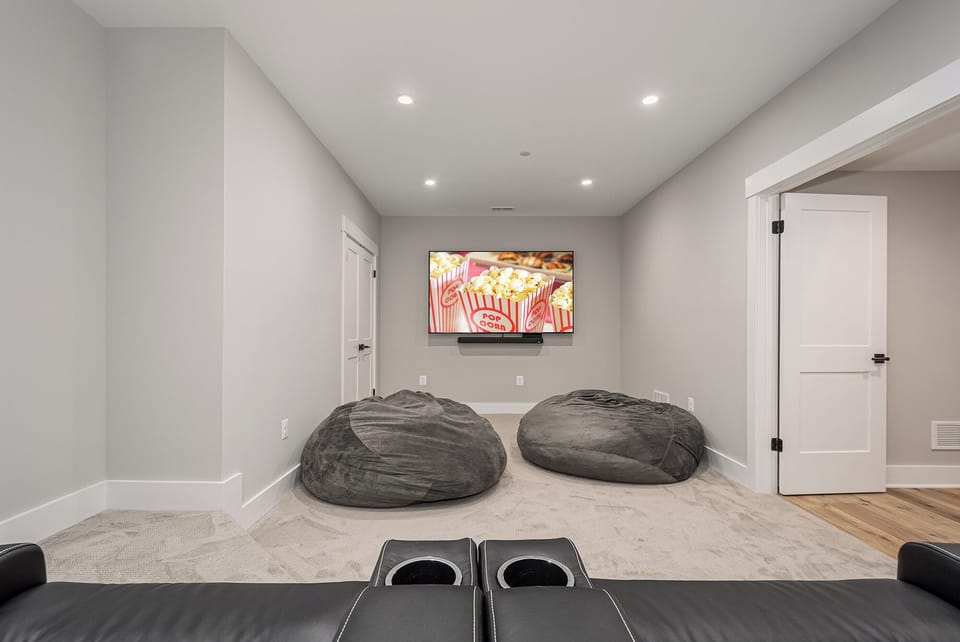 House (6 Bedrooms) | Property amenity
