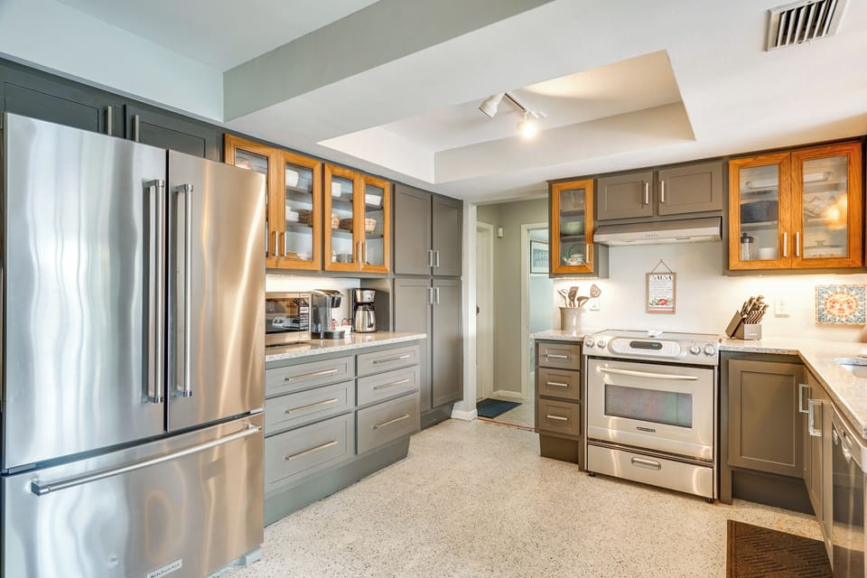 Kitchen | Blender | Crockpot | 2 Coffee Makers | Toaster | Wine Fridge