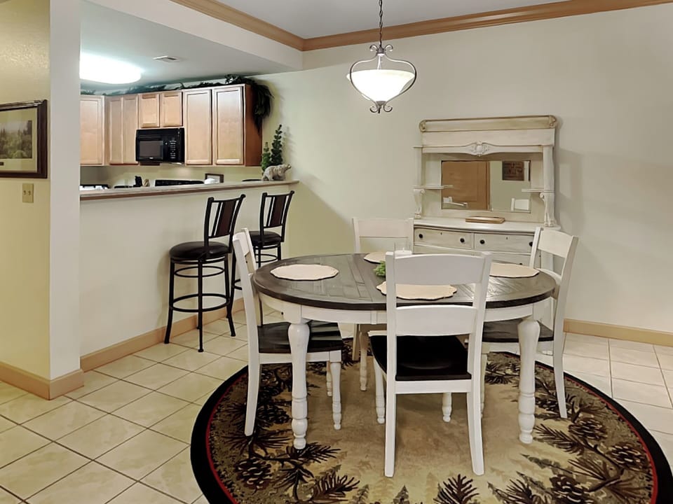 Condo (1 Bedroom) | Property amenity