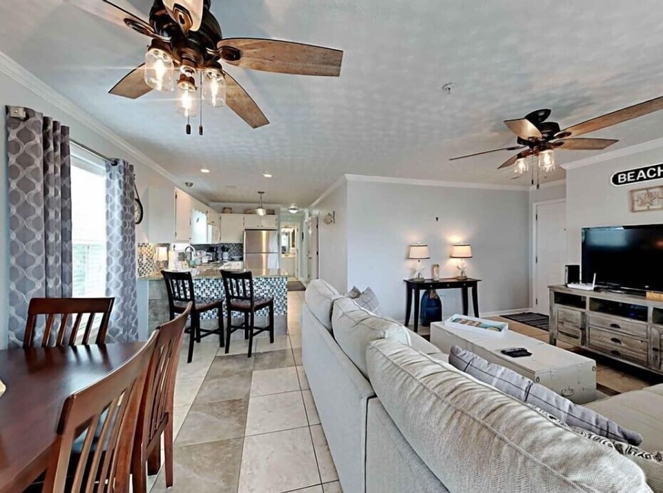 Dining Room Table Seats 6