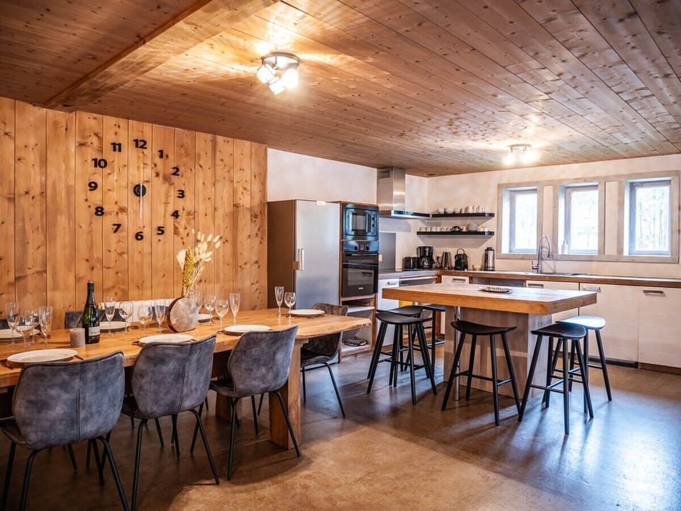 Espace cuisine et salle à manger
