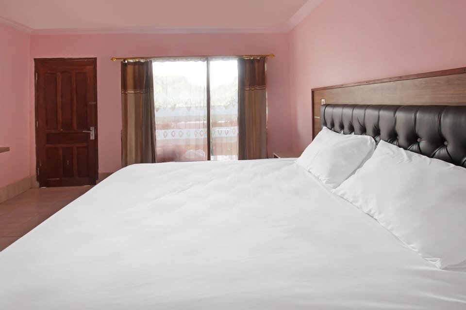 Deluxe Double Room | WiFi (free), bed sheets