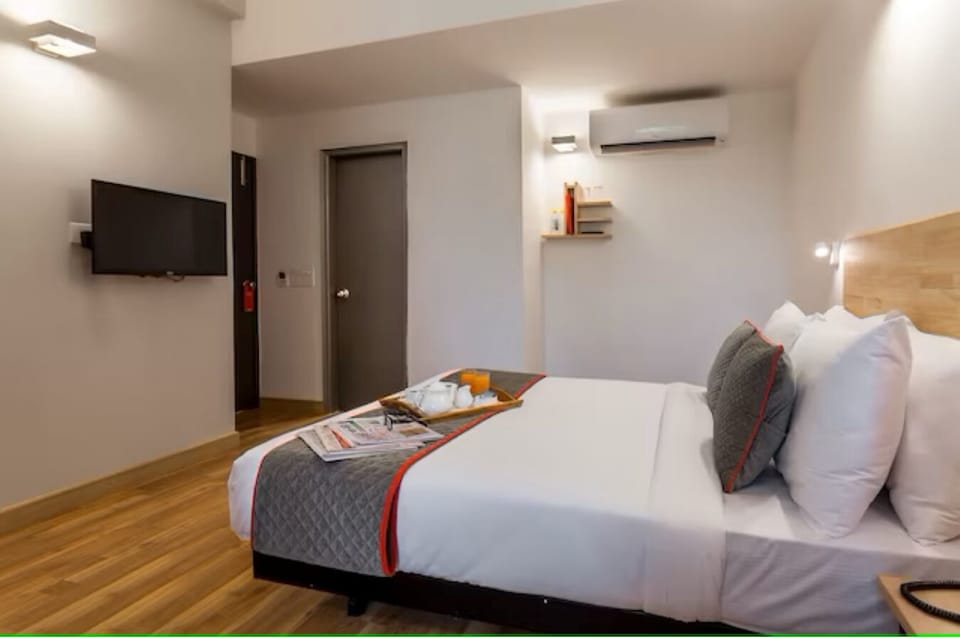 Deluxe Room | 1 bedroom, free WiFi
