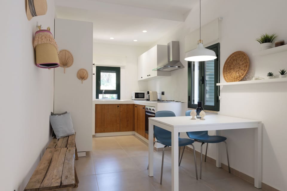 Kitchen/dining area 