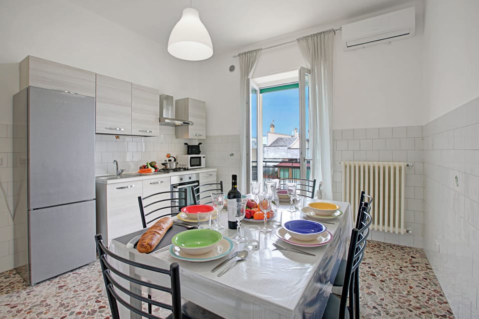 Family Apartment, 2 Bedrooms, Balcony (Casa Ojala' in the center of) | Private kitchen