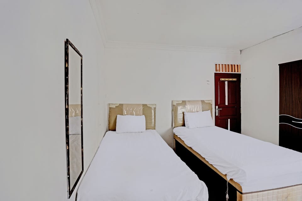 Twin Room | Bed sheets