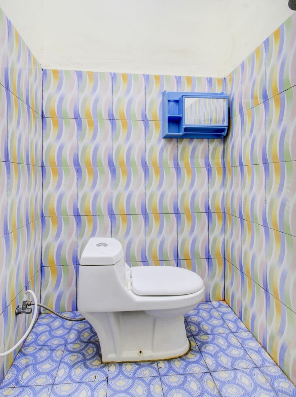 Economy Double Room | Bathroom | Shower, towels