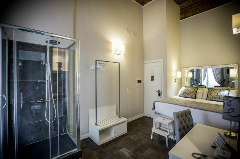 Minibar, in-room safe, desk, blackout drapes