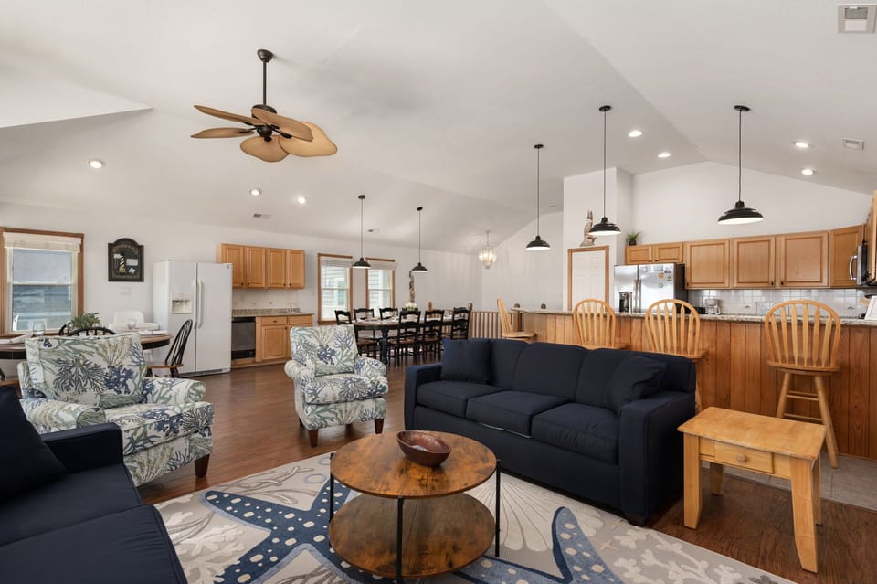 SNH241: Ocean Oasis | TL Living Area, Kitchen & Dining Area