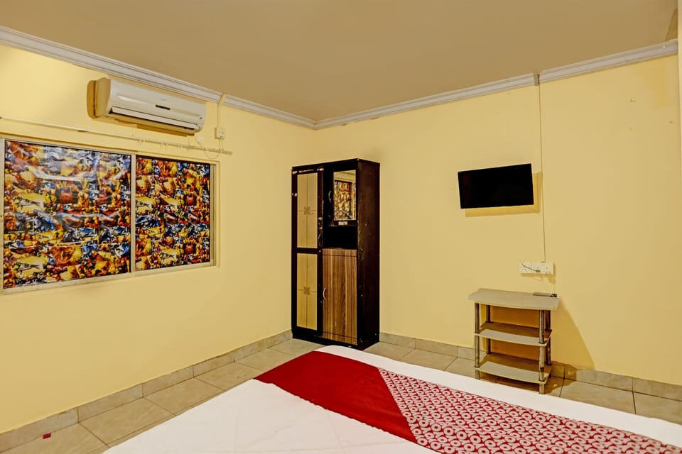 Standard Double Room | Laptop workspace, WiFi (free), bed sheets