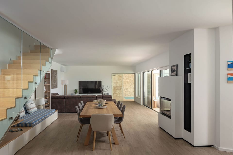 Living and dining room