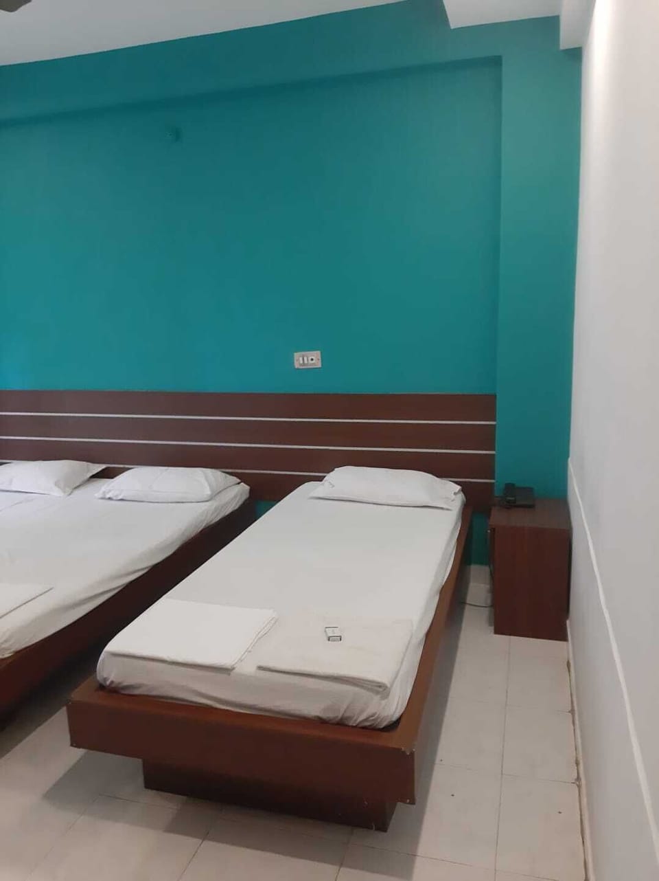 Classic Double Room | Desk, laptop workspace, free WiFi