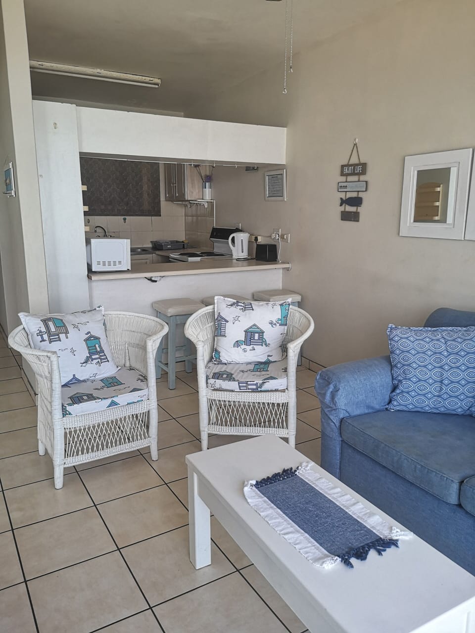 Family Apartment | Living area | Flat-screen TV