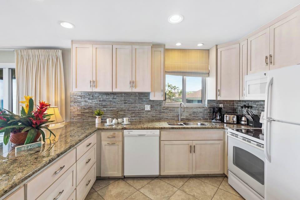 Fully equipped kitchen