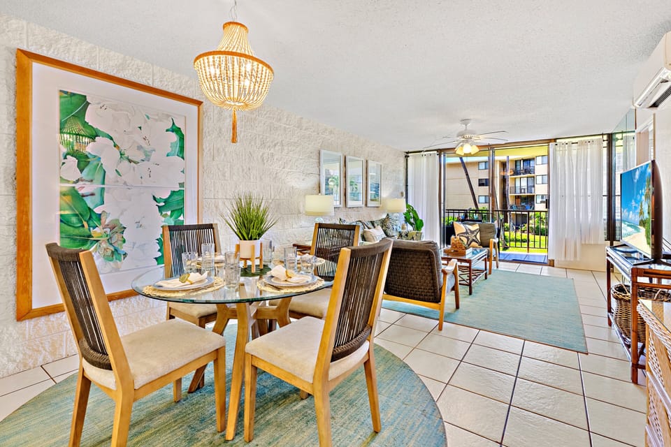 Tile flooring with accent rungs