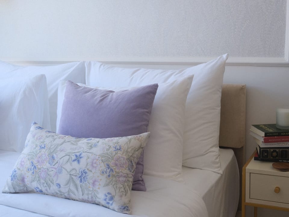 Deluxe Room | 1 bedroom, premium bedding, free minibar items, desk