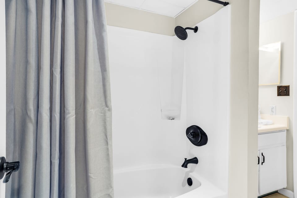 Master shower