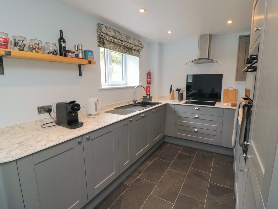 Cottage | Interior